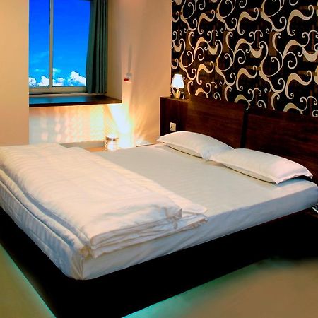 Hotel Tulsi Exotic Bhopal Extérieur photo