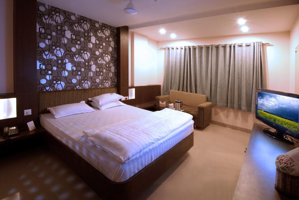 Hotel Tulsi Exotic Bhopal Extérieur photo