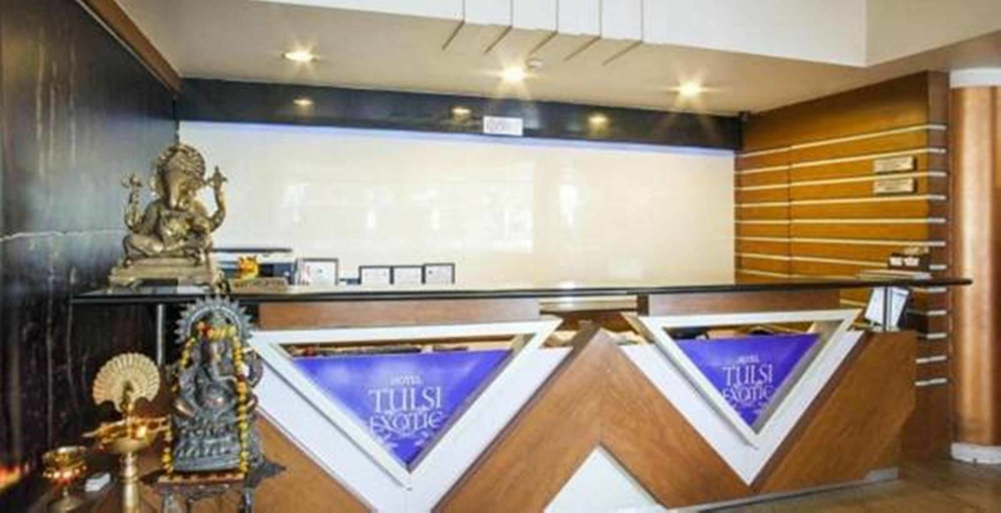 Hotel Tulsi Exotic Bhopal Extérieur photo